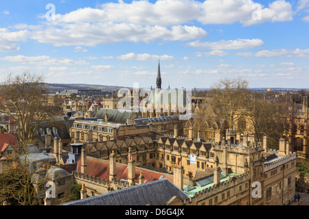 Oxford, Oxfordshire, England, UK. Skyline und Brasenose College University Church of St Mary the Virgin Turm Stockfoto