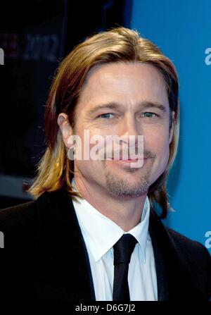 Schauspieler Brad Pitt besucht die Premiere von "In the Land of Blood and Honey" während der 62. Internationalen Filmfestspiele Berlin, Berlinale, im Haus der Berliner Festspiele in Berlin, Deutschland, am 11. Februar 2012. Foto: Hubert Boesl Stockfoto