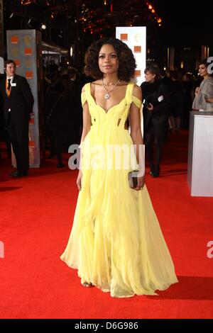 Schauspielerin Naomie Harris besucht den British Academy Film Awards am Royal Opera House in London, Großbritannien, am 12. Februar 2012. Foto: Hubert Boesl Stockfoto