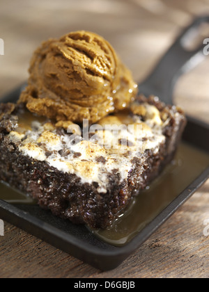 Schokoladen-Nachtisch Kuchen Stockfoto
