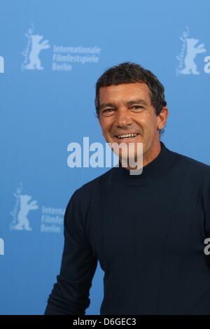 Spanische Schauspieler Antonio Banderas, die Teilnahme an dem Foto-Shooting der "Haywire" während der 62. Internationalen Filmfestspiele Berlin, Berlinale, im Grand Hyatt Hotel in Berlin, Deutschland, am 15. Februar 2012. Foto: Hubert Boesl Stockfoto