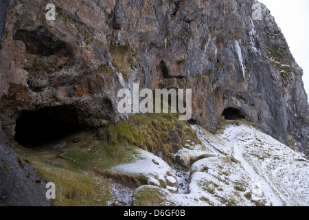 Die "Knochen-Höhlen" Inchnadamph Sutherland schottischen Highlands waren, dass die Knochen eines Eisbären gefunden wurden. Stockfoto