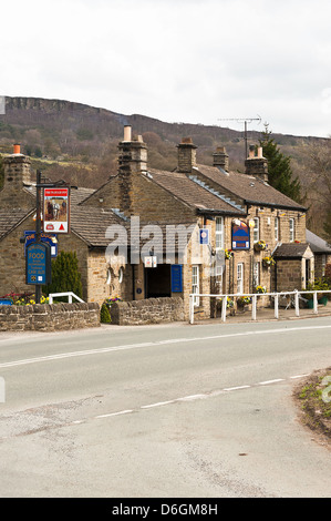 Das schöne Plough Inn at Leadmill in der Nähe von Hathersage Peak District National Park England Vereinigtes Königreich UK Stockfoto