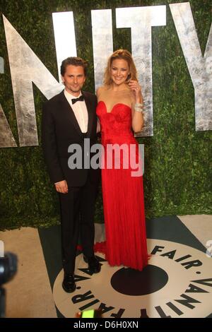 Schauspielerin Kate Hudson und Matthew Bellamy besuchen die 2012 Vanity Fair Oscar Party im Sunset Tower in Los Angeles, USA, bin 26 Februar 2012. Foto: Hubert Boesl Stockfoto