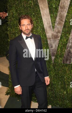 Schottischer Schauspieler Gerard Butler nimmt die 2012 Vanity Fair Oscar Party im Sunset Tower in Los Angeles, USA, 26 Februar 2012. Foto: Hubert Boesl Stockfoto