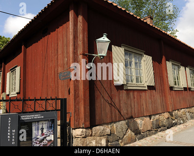 Finnland. Turku. Apotheken-Museum und das Qwensel Haus. In den 1700er Jahren gebaut. Von außen. Stockfoto