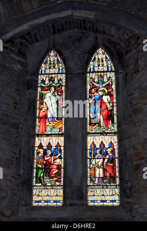 Killarney, County Kerry, Irland. Dom St. Marien. Gefärbten Windows. Stockfoto