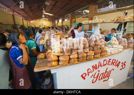 Brot, Shop, Tlacolula Sonntagsmarkt, Bundesstaat Oaxaca, Mexiko, Nordamerika Stockfoto