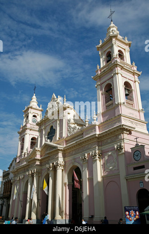 Iglesia Catedral, die Kathedrale auf 9 Julio Square, Stadt Salta, Argentinien, Südamerika Stockfoto