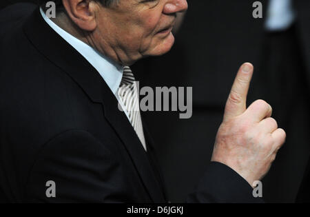 Neuer Bundespräsident Joachim Gauck Gesten nach seiner Wahl durch die Bundesversammlung im Reichstag in Berlin, Deutschland, 18. März 2012. 1240 Wahlen Delegierten gewählt heute der neue Bundespräsident. Foto: Rainer Jensen Stockfoto