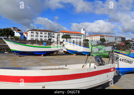 Angelboote/Fischerboote im Hafen von Ponta Delgada Hafen, Insel Sao Miguel, Azoren, Portugal, Atlantik, Europa Stockfoto