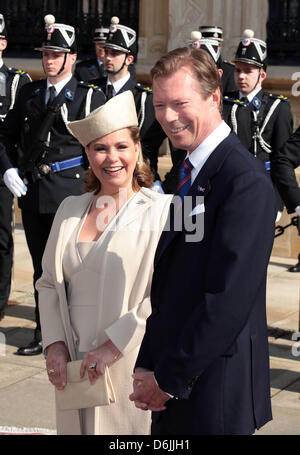 Großherzogin Maria Teresa und Großherzog Henri von Luxemburg am ersten Tag ein 3-Tages-Staatsbesuch von der niederländischen Königin nach Luxemburg in Luxemburg, 20. März 2012. Foto: Albert Nieboer - Niederlande Stockfoto