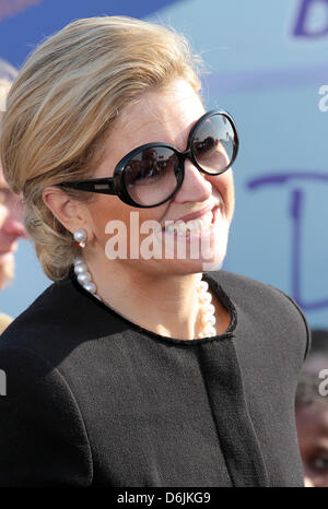 Holländische Prinzessin Maxima kommt bei den 55. Jahrestag der Gründung der die Baumpflanzaktion Tag (Boomfeestdag) in Oeffelte, Niederlande, 21. März 2012. Foto: Albert Nieboer / Niederlande, Stockfoto