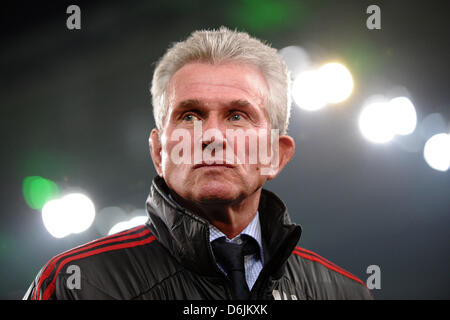 Münchens Trainer Jupp Heynckes vor dem DFB-Pokal-Halbfinale zwischen Borussia Moenchengladbach und FC Bayern München in Mönchengladbach, 21. März 2012 abgebildet ist. Foto: Revierfoto Stockfoto