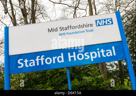 Stafford Krankenhaus Zeichen, Mid Staffordshire NHS Foundation Trust untersucht aufgrund hohen Sterblichkeitsraten. Stockfoto