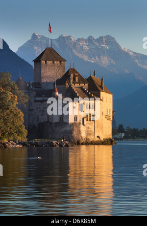 Das Schloss Chillon am Genfer See, Montreux, Kanton Waadt, Schweiz, Europa Stockfoto