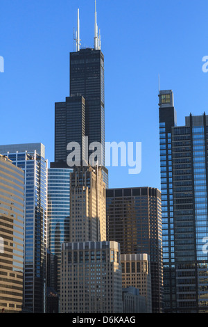 Wolkenkratzer, einschließlich der Willis Tower, ehemals Sears Tower, Chicago, Illinois, Vereinigte Staaten von Amerika, Nordamerika Stockfoto