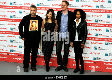 Luc Besson, Michelle Yeoh, David Thewlis, Virginie Silla 6. internationalen Rome Film Festival - "Lady" - Photocall in Rom, Stockfoto