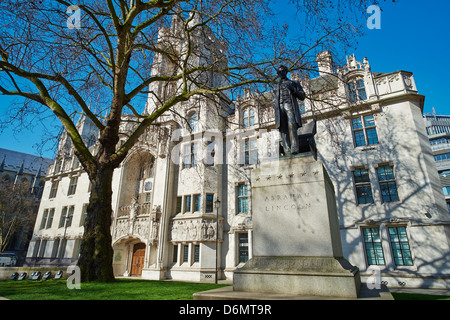 Fassade des Obersten Gerichtshofs breiten Heiligtum Westminster London UK Stockfoto