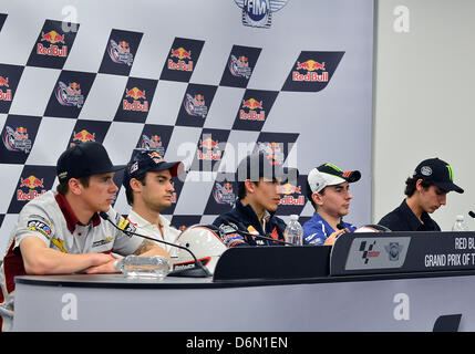 Austin, Texas, USA. 20. April 2013. 20. April 2013 von links nach rechts, Scott Redding, Marc Marquez, Dani Pedrosa, Jorge Lorenzo und Alex Rins während nach qualifizierenden Pressekonferenz am zweiten Tag der MotoGP Red Bull Grand Prix of Americas bei Circuit of the Americas in Austin, TX. Stockfoto