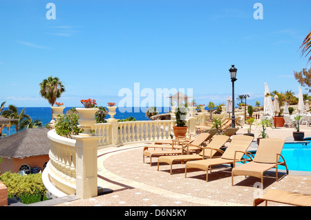 Terrasse mit Meerblick von der Luxus-Hotel Restaurant, auf der Insel Teneriffa, Spanien Stockfoto