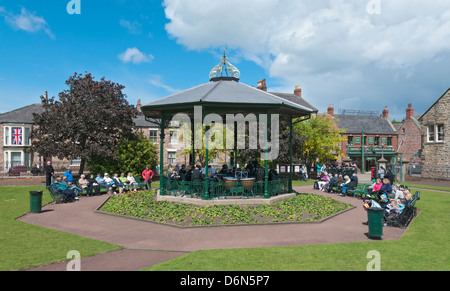 Großbritannien, Beamish, nördlich von England Open-Air Living History Museum, The Town band Konzert Stockfoto
