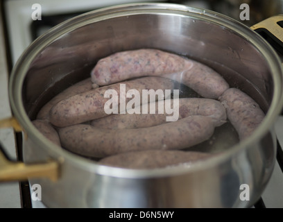 Vorbereitung der saure Suppe, polnische Küche. Stockfoto