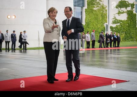 Berlin, Deutschland, die deutsche Bundeskanzlerin Angela Merkel, CDU und Francois Hollande, staatliche Präsident der französischen Republik Stockfoto