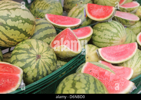 Handewitt, Deutschland, Wassermelonen in einem Schaufenster Stockfoto