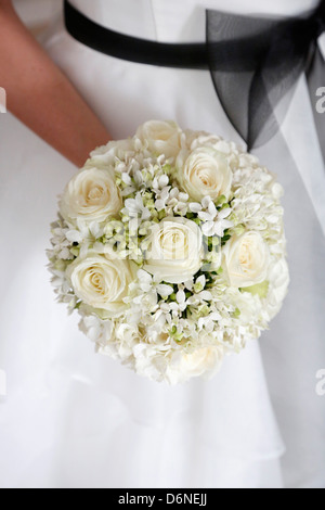 Essen, Deutschland, eine Braut mit einem Brautstrauß Hochzeit Foto-Symbol Stockfoto