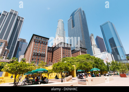 Pershing Square mit Hochhäusern, Innenstadt Stockfoto