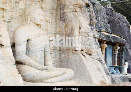 Sitzender Buddha, Gal Vihara, Polonnaruwa (UNESCO-Weltkulturerbe), North Central Province, Sri Lanka Stockfoto