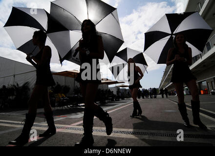 Austin, Texas, USA. 21. April 2013. Die TIssot Grid Girls während der Warmup-Sitzung für den Red Bull Moto GP auf dem Circuit Of The Americas am Sonntag. (Bild Kredit: Kredit: Ralph Lauer/ZUMAPRESS.com/Alamy Live-Nachrichten) Stockfoto