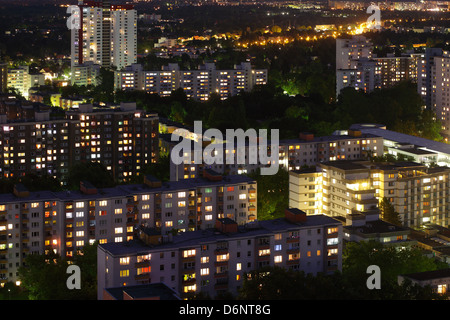 Berlin, Deutschland, Gropius Umfrage der Stadt in der Abenddämmerung Stockfoto