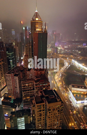 Hong Kong, China, Hong Kong, Island Blick bei Nacht Stockfoto