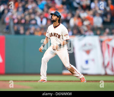 San Francisco, USA. 21. April 2013. San Francisco Giants Center Fielder Angel Pagan (16) in Aktion während der MLB Baseball Game zwischen den Colorado Rockies und die San Francisco Giants im AT&T Park in San Francisco CA. Die Riesen besiegt die Padres 2-0. Stockfoto