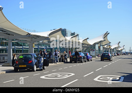 Abflugebene, Terminal 5, Flughafen Heathrow, London Borough of Hillingdon, Greater London, England, Großbritannien Stockfoto