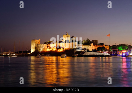 Abends Blick Kastell St. Peter in Bodrum Stadt, Provinz Muğla, Türkei Stockfoto