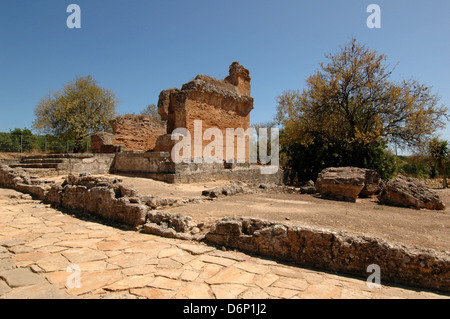 Die Rückseite des Wasser Tempel in die römischen Ruinen von Milreu Welches sind die Überreste einer römischen Villa rustica mit beigefügten Thermae und mehrere Gebäude in der Umgebung, einschließlich eines Tempels in der Gemeinde von Estoi in der Gemeinde von Faro an der Algarve die südlichste Region von Portugal Stockfoto