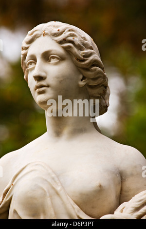 Ballarat, Australien / diese Skulptur aus der Sammlung Stoddard in Ballarat Botanical Gardens Sommer genannt wird. Stockfoto