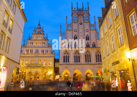 Historisches Rathaus am Prinzipalmarkt in Münster, Nordrhein-Westfalen, Deutschland, Weihnachten, Europa Stockfoto