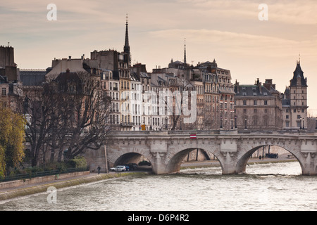 Pont Neuf und die Île De La Cité in Paris, Frankreich, Europa Stockfoto