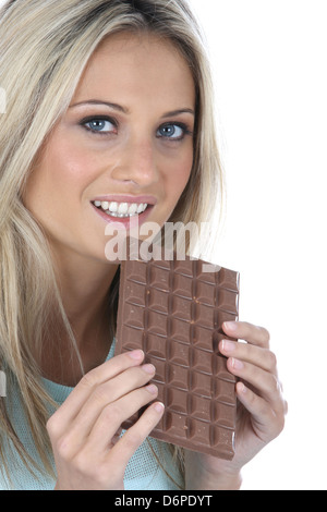 Frau essen Schokolade Bar Stockfoto