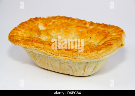 Ungekocht Shop gekauft Steak pie Stockfoto