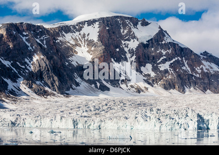 Kalbende Gletscher, Hornsund, Spitzbergen, Svalbard-Archipel, Norwegen, Skandinavien, Europa Stockfoto