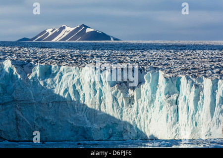 Kalbende Gletscher, Hornsund, Spitzbergen, Svalbard-Archipel, Norwegen, Skandinavien, Europa Stockfoto