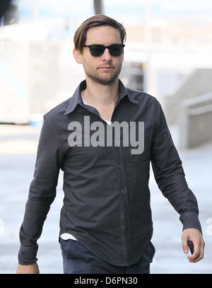 Tobey Maguire Ankunft im Staples Center für die LA Lakers V Boston Celtics Basketball Spiel Los Angeles, Kalifornien- Stockfoto