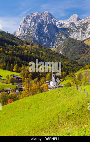 Blick auf Ramsau im Herbst, in der Nähe von Berchtesgaden, Bayern, Deutschland, Europa Stockfoto