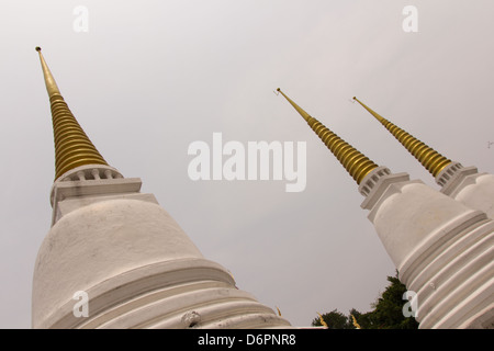 Drei Pagode in Wat Kruawal Bangkok Thailand Stockfoto