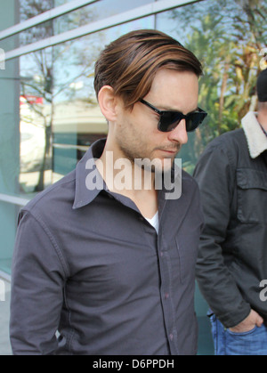 Tobey Maguire Ankunft im Staples Center für die LA Lakers V Boston Celtics Basketball Spiel Los Angeles, Kalifornien- Stockfoto